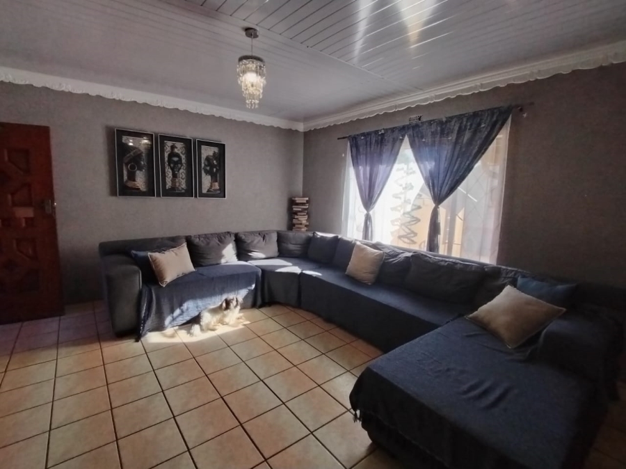 3 Bedroom Property for Sale in Rustenburg Central North West
